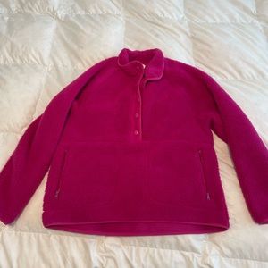 Lou and grey fleece pullover size medium